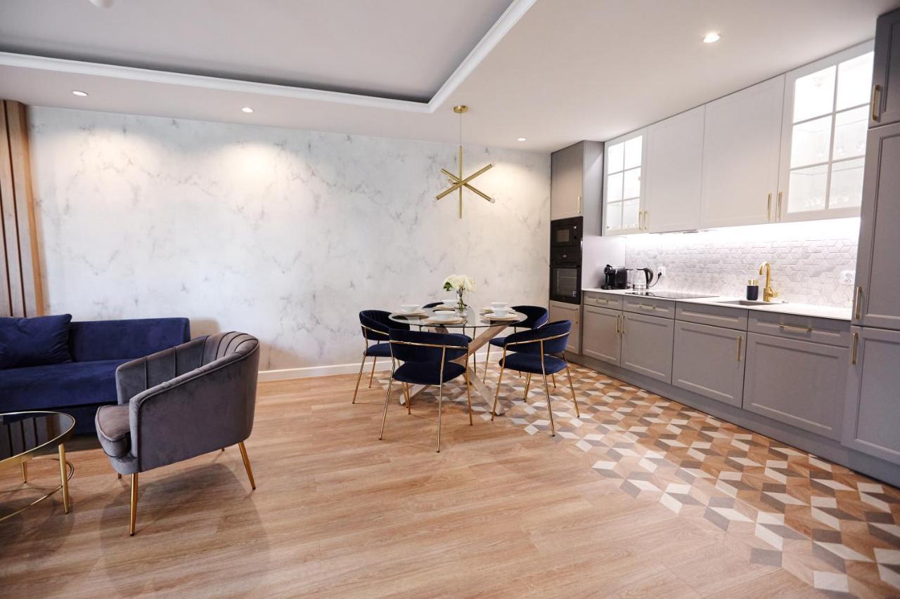 Apartment Navy *